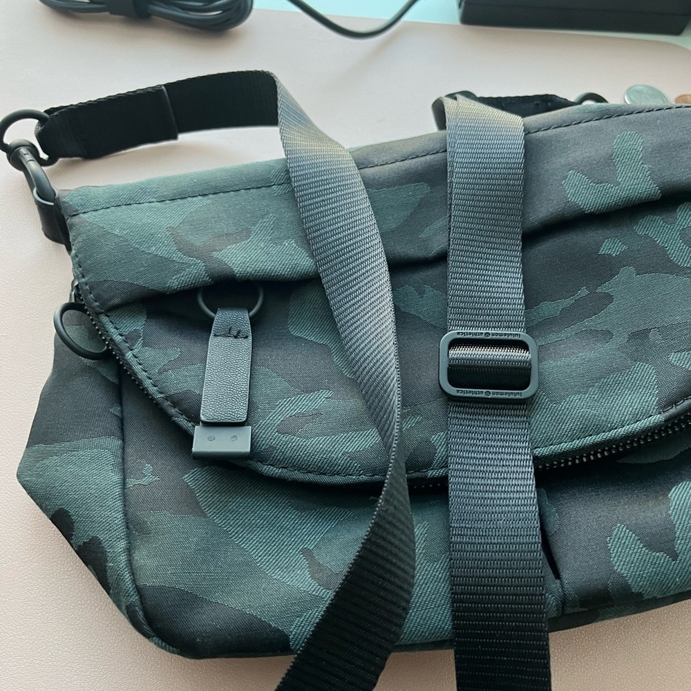 Lululemon Bag All Night